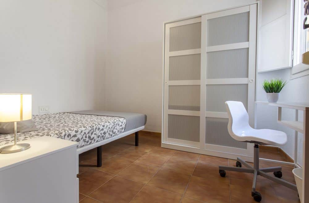 Room in Valencia