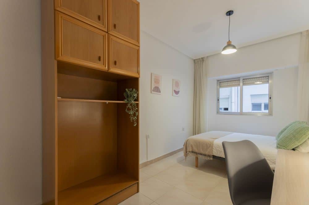 Room in Valencia