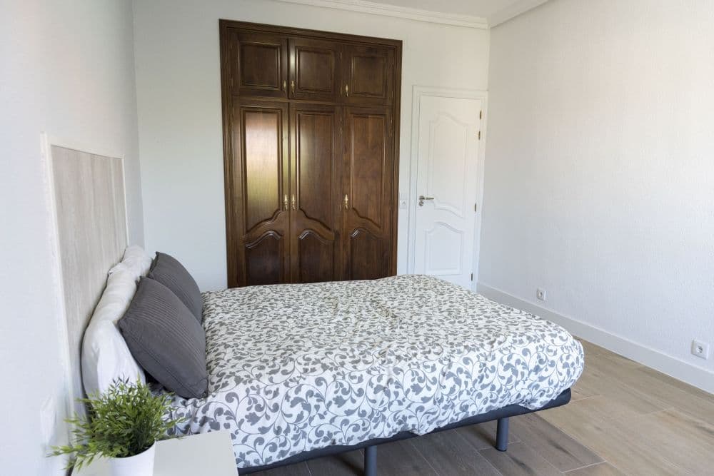 Private room in Madrid photo 4