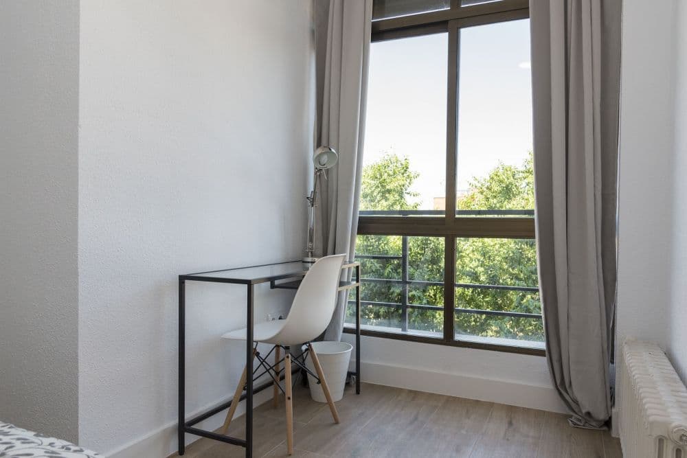 Private room in Madrid photo 2