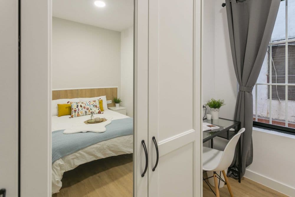 Private room in Madrid photo 5