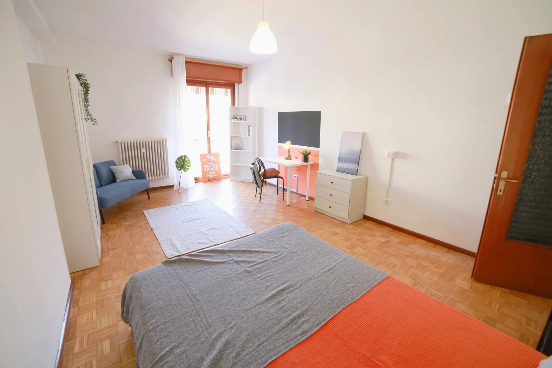 Stanza privata a Lecco