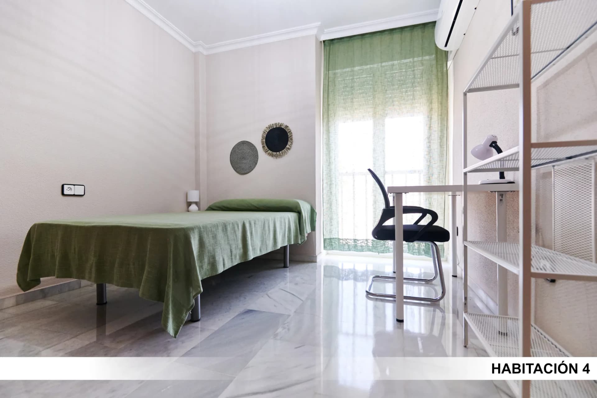 Private room in Seville